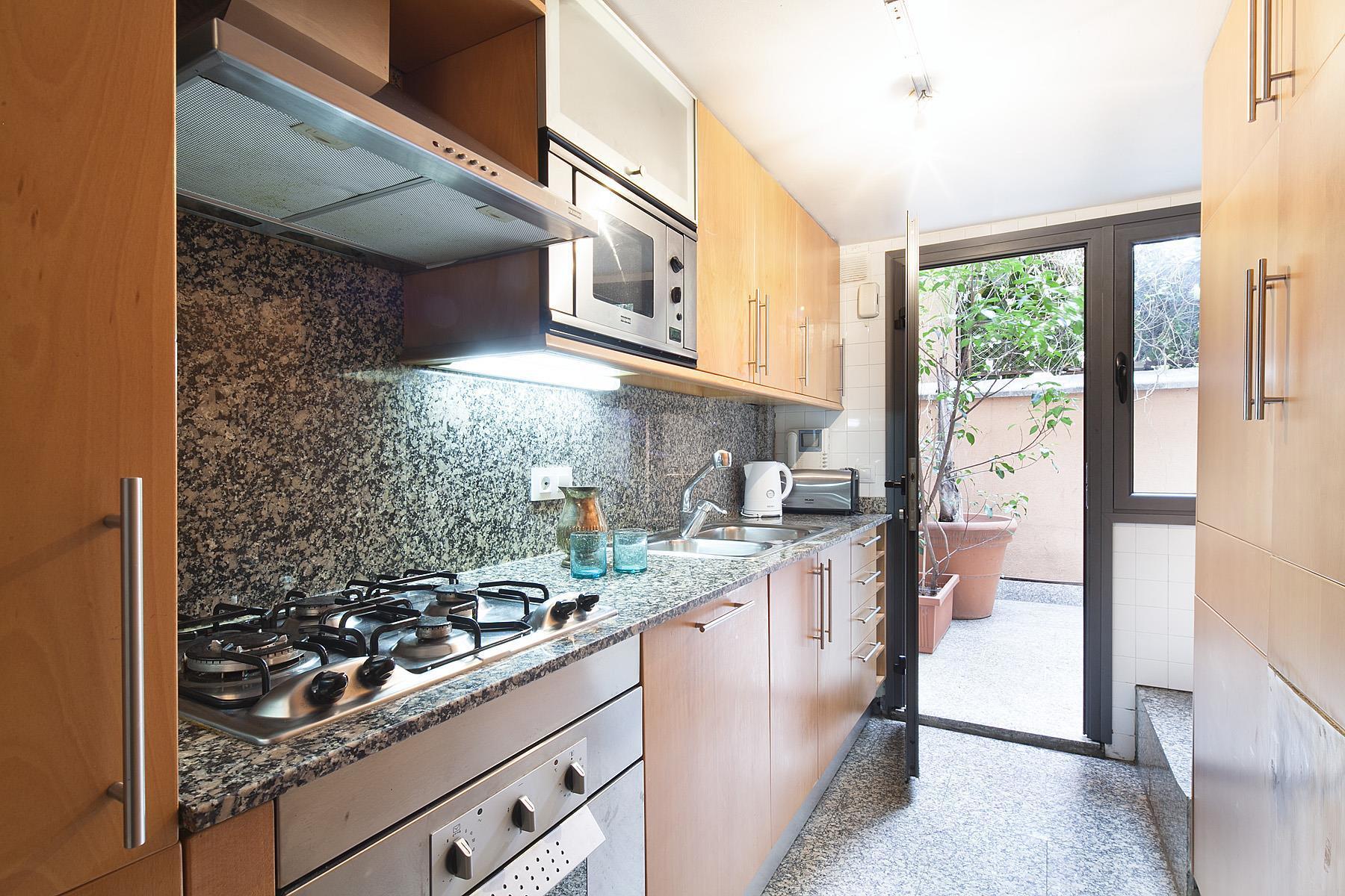 My Space Barcelona Guell Terrace Center Exterior foto
